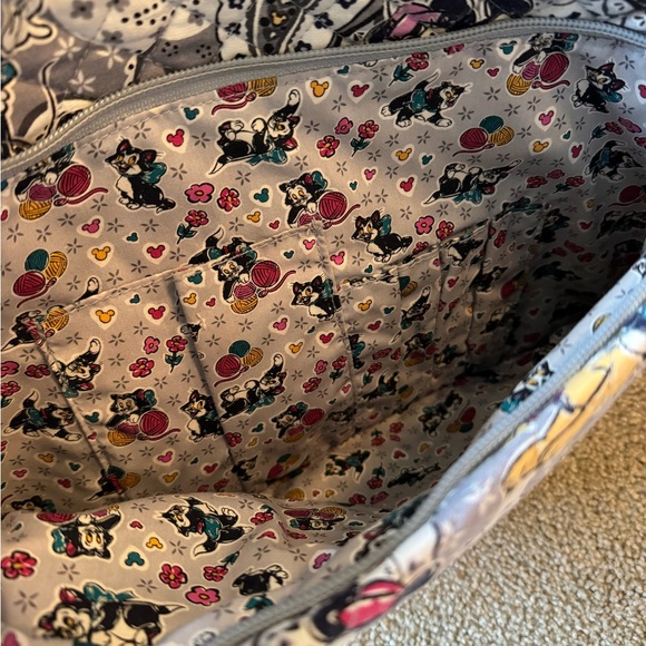 Vera Bradley Darling Mickey Minnie Mouse & Figaro Piccadilly Laptop Handle Bag - Picture 8 of 10